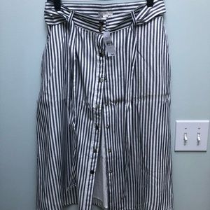 Loft size 6 Belted A-line skirt